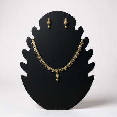 White stone necklace